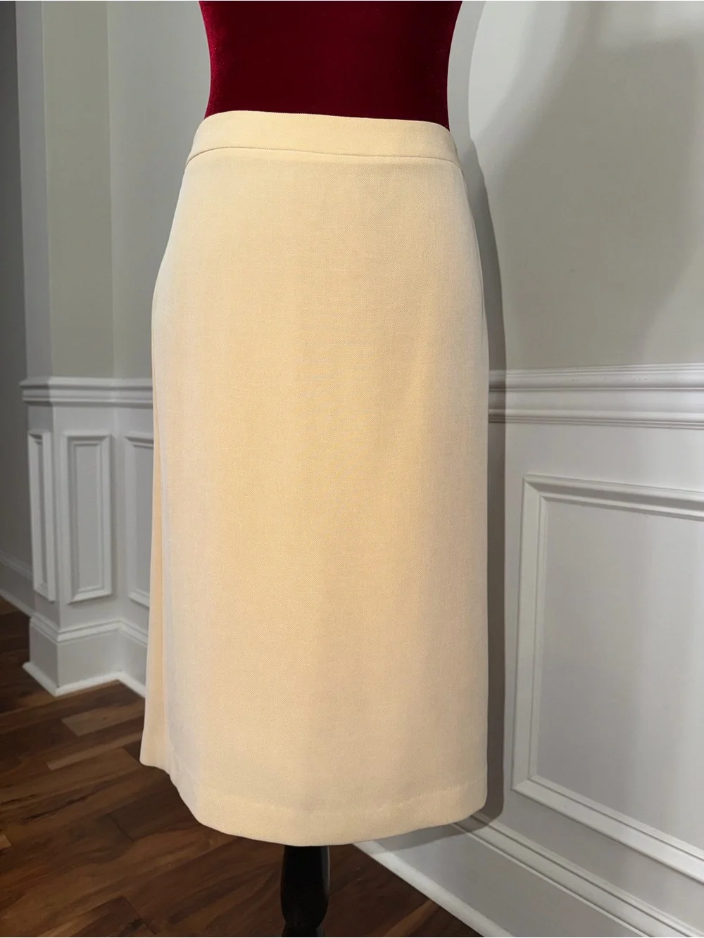 LYNN Korea Pencil‎ Skirt Size S Japanese Fabric